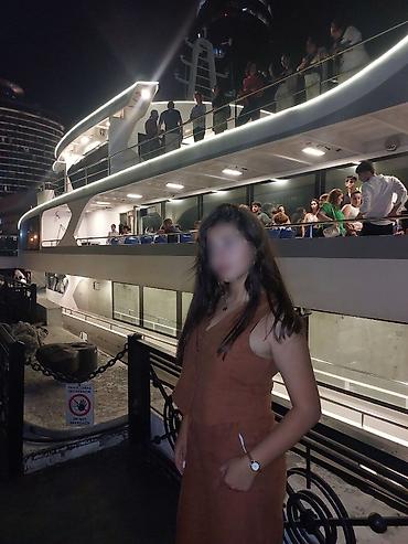 kətan kostyum: 100% kətan. 250 manata alınıb, üst L, alt M ölçü. üç dəfə geyinilib — 3