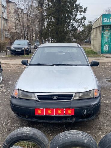 Daewoo: Daewoo Nexia: 1.5 л, Механика, Бензин