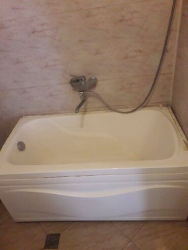 Uzunmüddətli kirayə mənzillər: Sumqayit seher 10mkrayonda. bina 65. 5 metebeli binanin 5 mertebesi -da lalafo.az — 6 Uzunmüddətli kirayə mənzillər: Sumqayit seher 10mkrayonda. bina 65. 5 metebeli binanin 5 mertebesi — 6