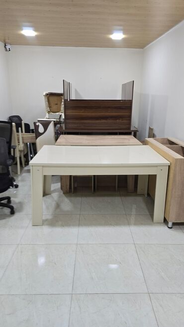 Mətbəx mebeli: Mebel dəsti – mətbəx/iş otağı üçün Tərkib: - Alt tumbalı şkaf: sol — 8