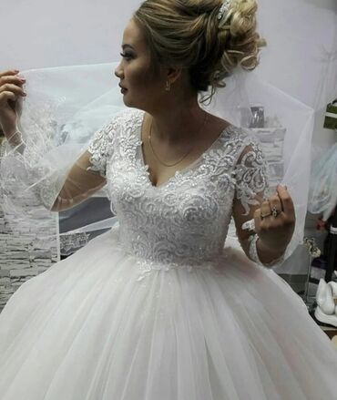 Свадебные платья: Свадебное платье, Пышная модель, 44, 46 (M), цвет - Айвори, Рукава: Длинные, С подъюбником — 12