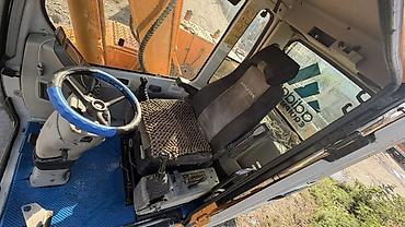 погрузчик sdlg: Экскаватор, Hyundai, 2007 г., Колесный — 4