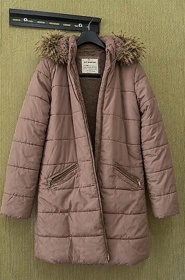купить плащ: LC Waikiki qız uşağı üçün qış plaşı - Model: kapüşonlu, süni kürk — 3