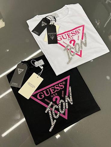 Majice kratkih rukava: Ženske majice S,M,L,XL,XXL veličine 1 komad 2100 din 2 komada 2800 — 15