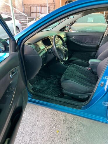лейлек машина: Toyota Corolla: 2003 г., 1.6 л, Механика, Бензин, Хэтчбэк