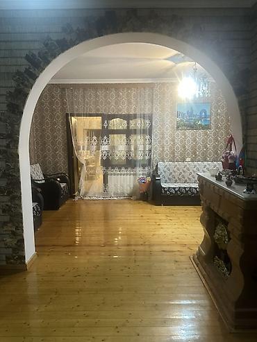 Həyət evləri və villaların satışı: Təkmərtəbəli həyət evi - Geniş, daş döşəməli həyət və maşın saxlanışı — 23