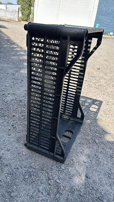 Ящики: Пластиковый Ящик — 9