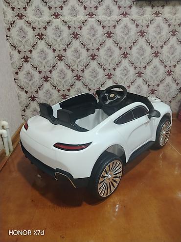 Uşaq dünyası: Uşaq pultlu elektrik maşını - Korpus: ağ rəng, premium krossover — 4