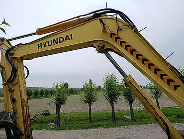 audi avanta: Экскаватор, Hyundai, 2011 г., Колесный — 4