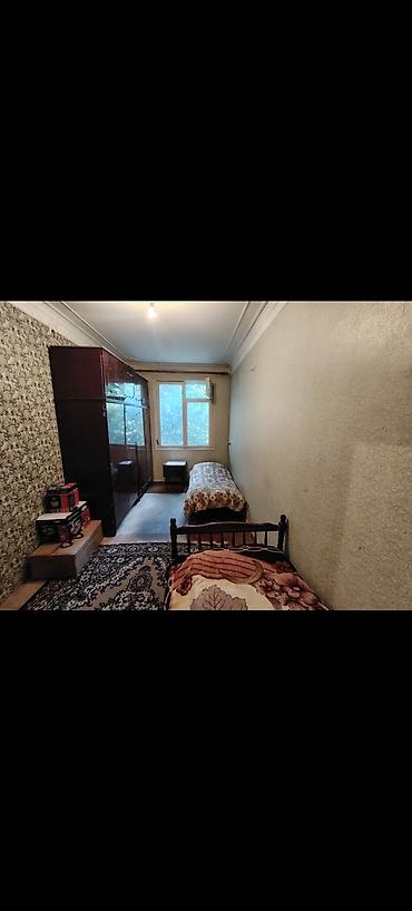 kiraye ecemi: 3 otaqlı mənzil –otaq yoldasi 1 nefer axtarilir komin daxil - Geniş — 3
