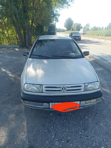 фольксваген крос поло: Volkswagen Vento: 1992 г., 1.8 л, Механика, Газ, Седан