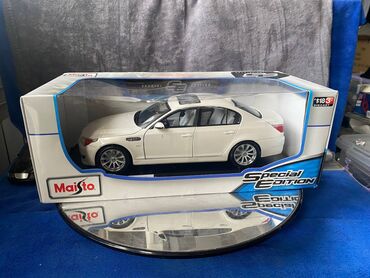 Avtomobil modelləri: BMW, 2005 il, 1:18, Dəmir, Ödənişli çatdırılma — 2