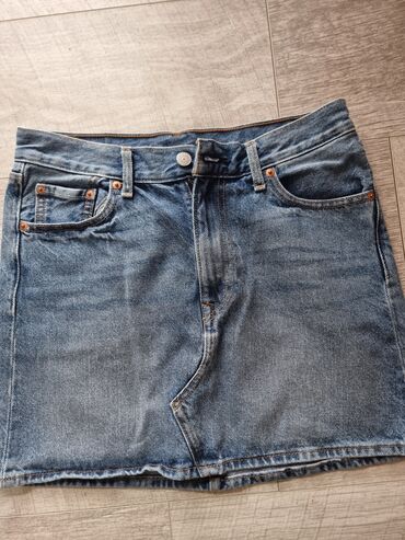 levis torbe: M (EU 38), bоја - Tamnoplava