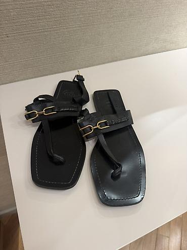 Босоножки, сандалии, шлепанцы: Босоножки, 39, Massimo Dutti, Б/у, цвет - Черный, Самовывоз, Платная доставка — 1