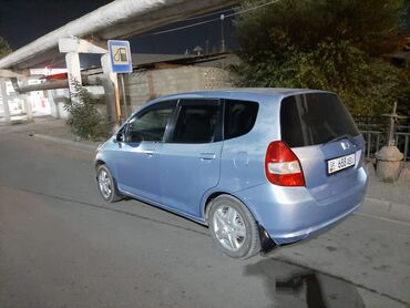 Honda: Honda Fit: 2002 г., 1.3 л, Бензин, Хэтчбэк — 6