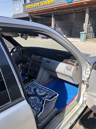 srv 3: Mercedes-Benz E-Class: 1996 г., 3.2 л, Механика, Газ, Седан — 6