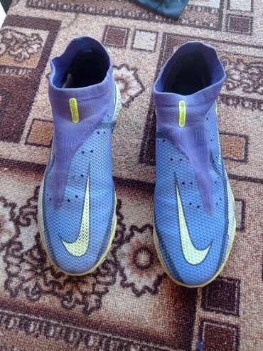 мужские сапог: Футбольные бутсы Nike Phantom React для игры на искусственных