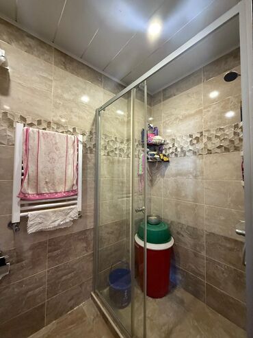 Balkonlar: Kristal 2 Də Kupçalı 2 Otaq. 55 Kv. 105 Min. 14 Ün- 11 İ. Hərbi — 14