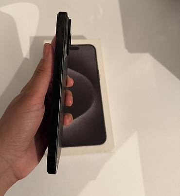 Apple iPhone: IPhone 15 Pro Max, Qara, Sənədlərlə — 4