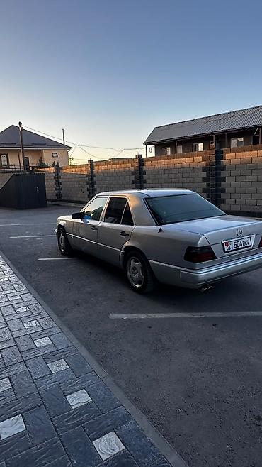 авто ру кыргызстан бишкек: Mercedes-Benz W124: 1993 г., 4.2 л, Автомат, Бензин, Седан — 5