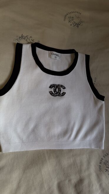 chanel tendre: 65 azn ə alınıb a classdır sadəcə 1 dəfə geyinilib
