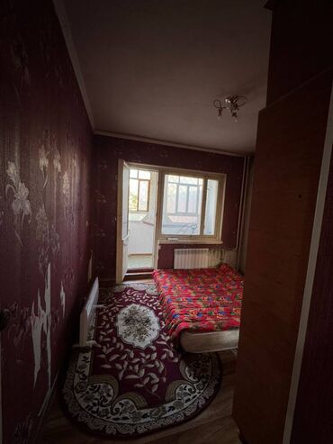 104 серия квартиры: 3 бөлмө, 47 кв. м, 105-серия, 3 кабат, Косметикалык ремонт