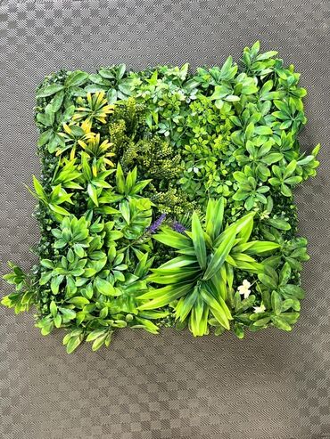 Süni güllər: Süni yaşıl divar paneli müxtəlif yaşıl yarpaqların və qırmızı — 10