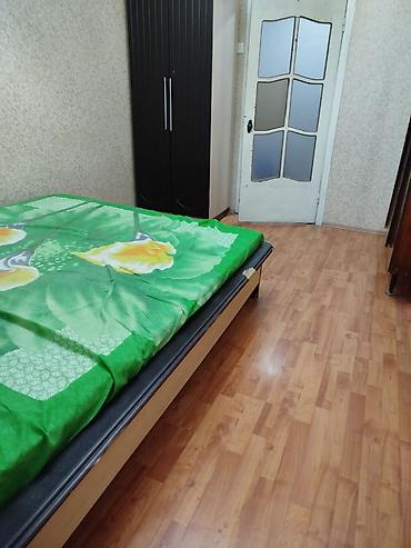 Mənzillər: Bakı şəhəri Bakıxanov qəsəbəsi Sakit Qocayev küçəsi 33-də (252 saylı — 8
