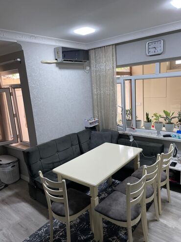 metbex ucun krantlar: ✅metbex ucun divan 4 stul ve masa satilir 200 azn
Bayil*afa 0009