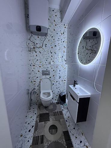 Посуточная аренда квартир: 1 комната, Душевая кабина, Постельное белье, Кондиционер — 12