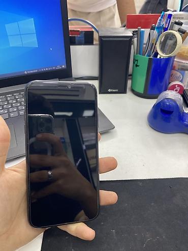 Apple iPhone: IPhone 11, 128 GB, Qara — 2