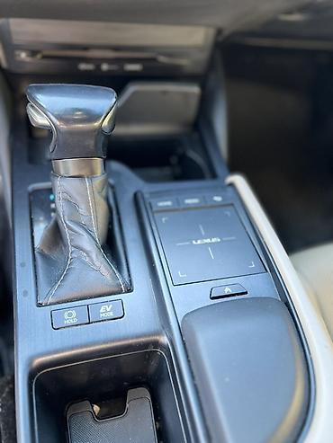 автомобиль лексус цена: Lexus ES: 2021 г., 2.5 л, Автомат, Гибрид, Седан — 4