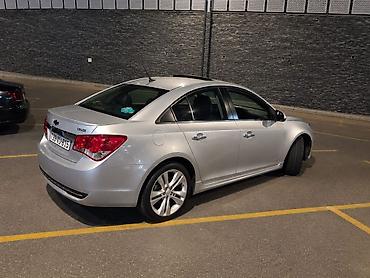Chevrolet: Chevrolet Cruze: 1.6 l | 2015 il 250000 km Sedan — 4