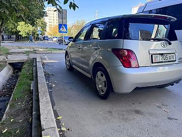 Toyota: Toyota Ist: 2003 г., 1.5 л, Автомат, Бензин, Хэтчбэк — 3