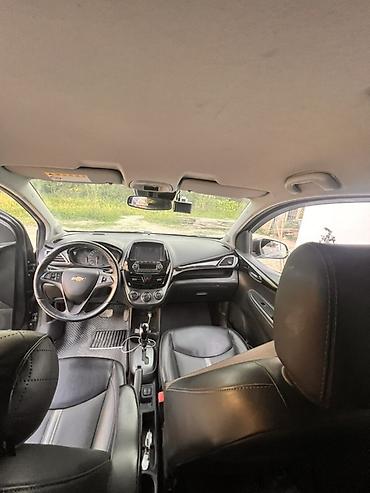 honda inspaer: Chevrolet Spark: 2019 г., 1 л, Автомат, Бензин, Хэтчбэк — 4