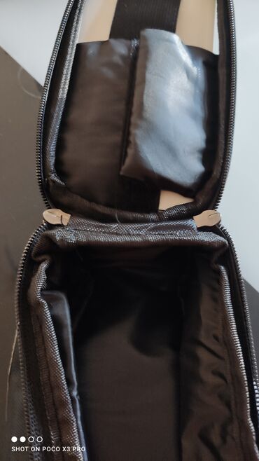 Dodaci za bicikl: Torbica za bicikli sa dodatkom za slušalice Imam u crno sivoj i crno na lalafo.rs — 10 Dodaci za bicikl: Torbica za bicikli sa dodatkom za slušalice Imam u crno sivoj i crno — 10