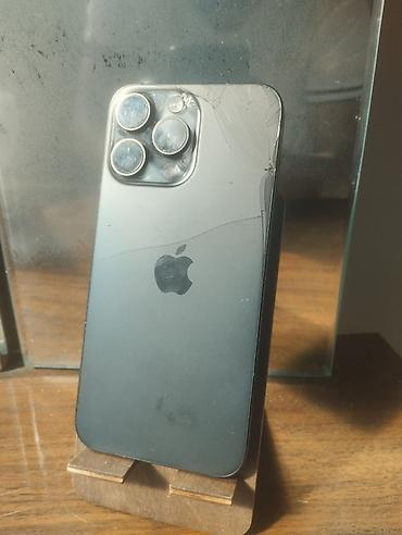 Apple iPhone: IPhone 15 Pro Max, Б/у, 256 ГБ, Графит, Зарядное устройство — 1