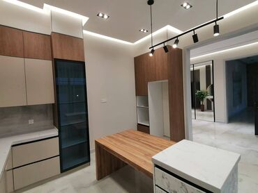 Həyət evləri və villaların satışı: Şüvəlan qəs. 5 otaqlı, 200 kv. m, Yeni təmirli — 9