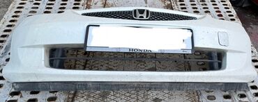 Бамперы: Передний Бампер Honda 2003 г., Б/у, цвет - Белый, Оригинал