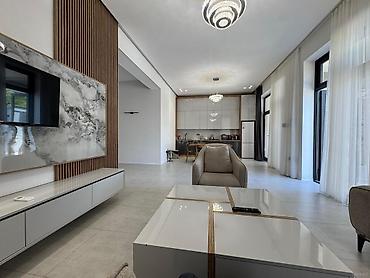 Həyət evləri və villaların satışı: 4 otaqlı, 300 kv. m — 4