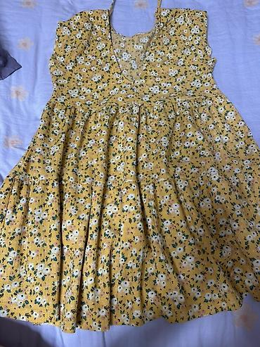 короткие шорты: Платье Bershka, размер US S / EUR S (MEX 26). Производство: Турция. - — 3