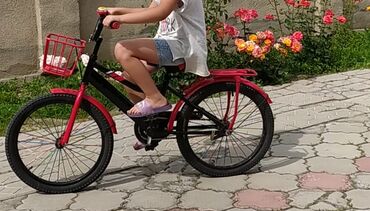 продажа велосипедов: Продаю велосипед детский (красный с черным) на 8-10 лет. в отличном