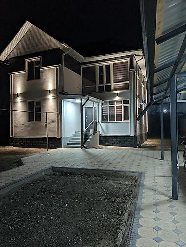 Продажа коттеджей и домов: 🏡 Продаётся просторный дом в районе Ак-Орго (Бишкек) 📍 ул. Б — 1