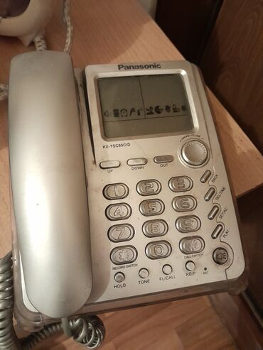 микровалновая печ: Продаю мелочи для кухни по 300 сомов телевизор Panasonic 5.000 всё
