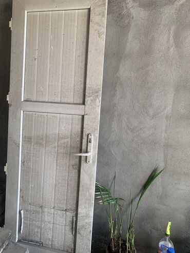 пластиковое двери: 2м 70