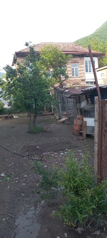 Həyət evləri və villaların satışı: 2 otaqlı, 4 kv. m, Kredit yoxdur, Orta təmir — 8