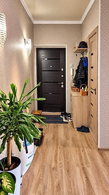 Квартиры: 2 комнаты, 56 м², 6 мкр 106 серия, 2 этаж, Старый ремонт — 8