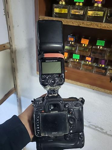 nikon d300: Nikon d7000 aparat yaxsi vexiyyetde ustunde spickasi sb 910 du ustada — 4