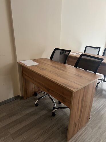 аренда столов и стульев бишкек: Ofis mebeli Ofisin ləğvi ilə əlaqədar Stol və stullar satılır Kreslo -