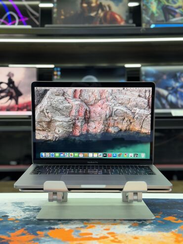 рассрочка швейный: Ультрабук, Apple, 16 ГБ ОЗУ, Intel Core i5, 13.3 ", Б/у, Для работы, учебы, память SSD
